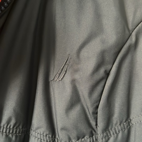 Nautica Reversible Puffer Vest - Picture 5 of 7